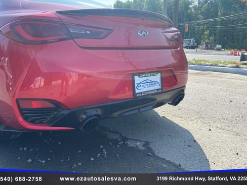 Used 2018 INFINITI Q60 Red Sport 400 w/ Pro Active Package AWD/4WD image 13