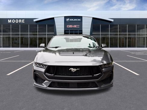 Used 2024 Ford Mustang GT Premium RWD image 3