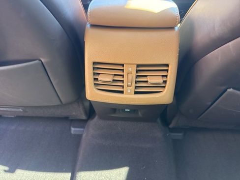 Used 2016 Lexus ES 350 w/ Luxury Package w/Wood Trim image 36