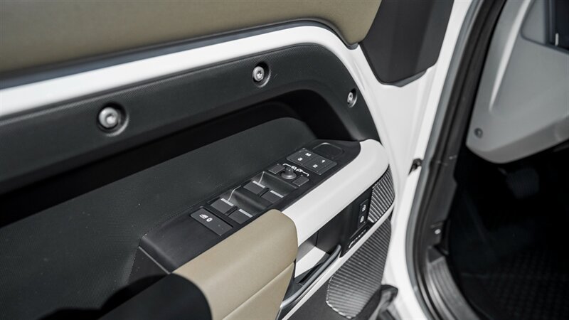 Used 2024 Land Rover Defender 110 S AWD/4WD image 23