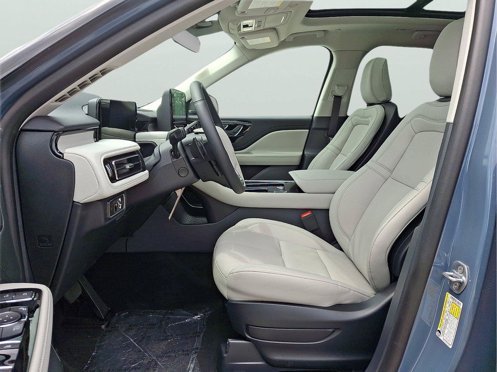 New 2026 Lincoln Aviator Reserve AWD/4WD image 10
