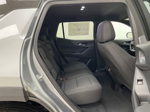 New 2026 Chevrolet Equinox LT w/ Safety and Technology Package AWD/4WD image 12