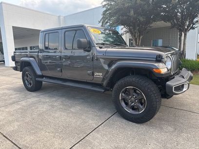 Used 2021 Jeep Gladiator Overland w/ Popular Equipment Package