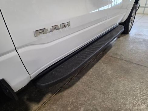 Used 2023 RAM 1500 Big Horn AWD/4WD image 12