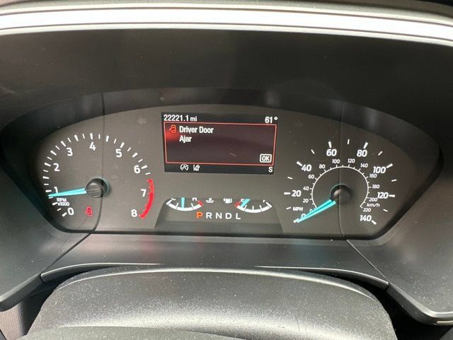 Used 2022 Ford Escape SEL AWD/4WD image 12