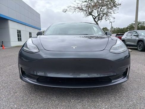 Used 2023 Tesla Model 3 Standard Range image 2
