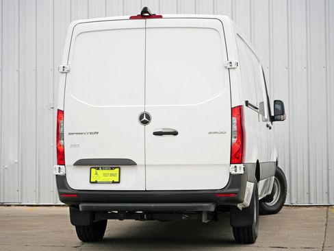 Used 2021 Mercedes-Benz Sprinter 2500 w/ Driver Convenience Package image 4
