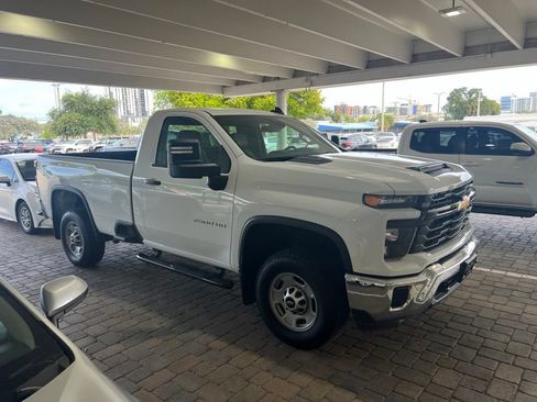 Used 2025 Chevrolet Silverado 2500 W/T w/ WT Convenience Package AWD/4WD image 5