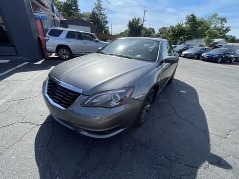 Used 2012 Chrysler 200 S image 11