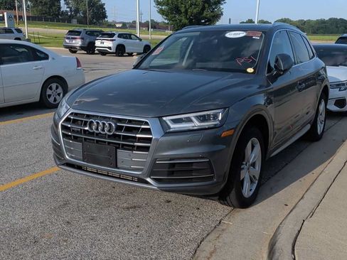 Used 2019 Audi Q5 2.0T Premium Plus w/ Premium Plus Package AWD/4WD image 1