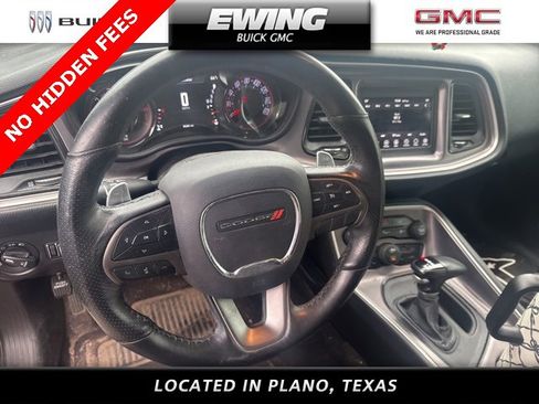 Used 2019 Dodge Challenger R/T w/ Driver Convenience Group image 6