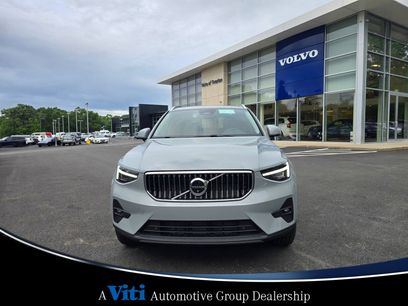 Used 2025 Volvo XC40 B5 Plus w/ Protection Package Premier