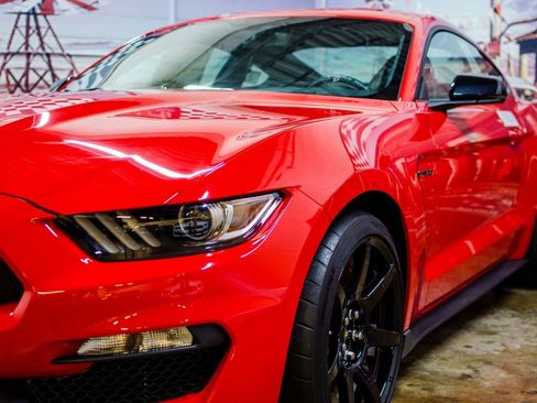 Used 2016 Ford Mustang Shelby GT350R w/ GT350R Equipment Group 920A image 16