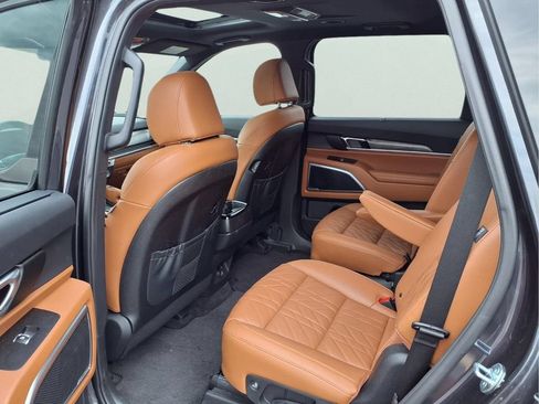 Used 2025 Kia Telluride EX X-Line AWD/4WD image 21