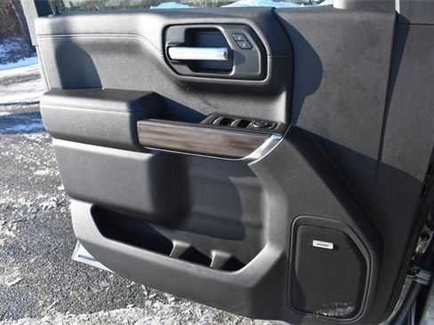 Used 2021 Chevrolet Silverado 1500 RST w/ All Star Edition Plus image 32