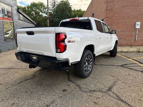 New 2026 Chevrolet Colorado Z71 w/ Technology Package AWD/4WD image 4