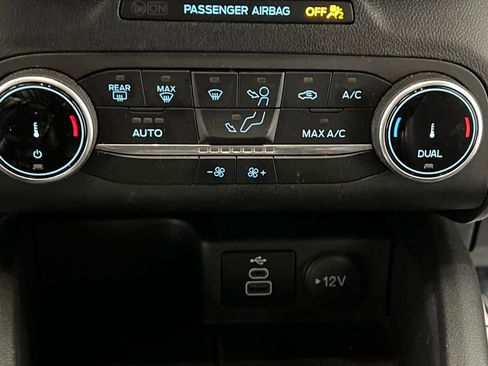 Used 2025 Ford Escape ST-Line image 46