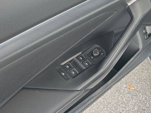 Used 2024 Volkswagen Jetta SE image 28