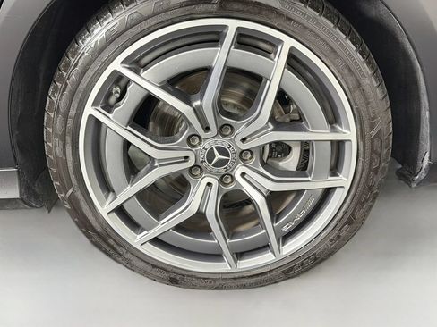 Used 2021 Mercedes-Benz E 350 Sedan w/ Premium Package image 41