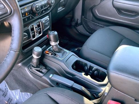 Certified 2023 Jeep Wrangler Sport image 14