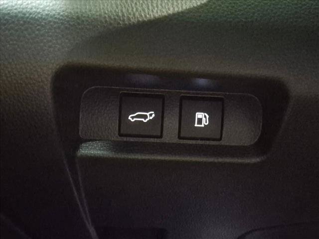 Used 2026 Toyota Crown Signia w/ Advanced Technology Package AWD/4WD image 14