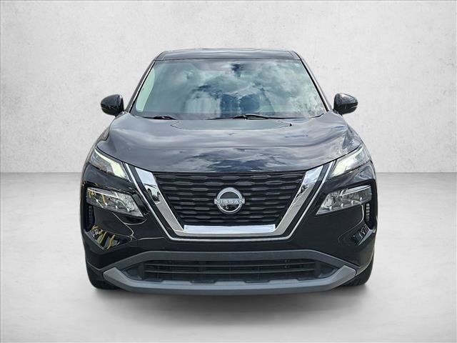 Used 2023 Nissan Rogue SV FWD image 2