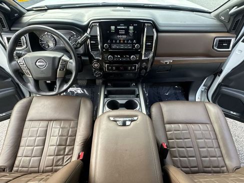Used 2023 Nissan Titan Platinum Reserve w/ Moonroof Package image 9