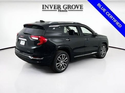 Used 2024 GMC Terrain Denali AWD/4WD image 4