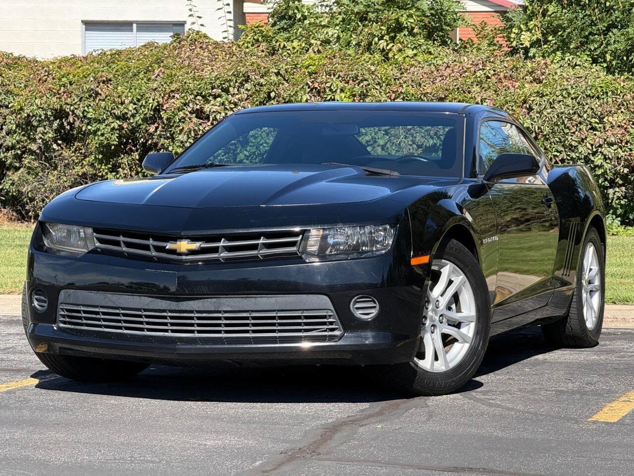 Used 2015 Chevrolet Camaro LS RWD image 1