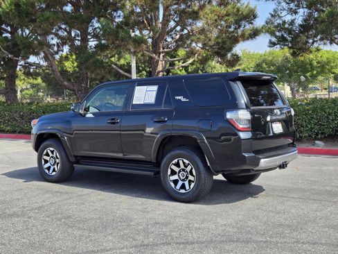 Used 2023 Toyota 4Runner TRD Off-Road Premium image 6