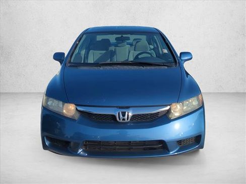 Used 2011 Honda Civic LX image 2