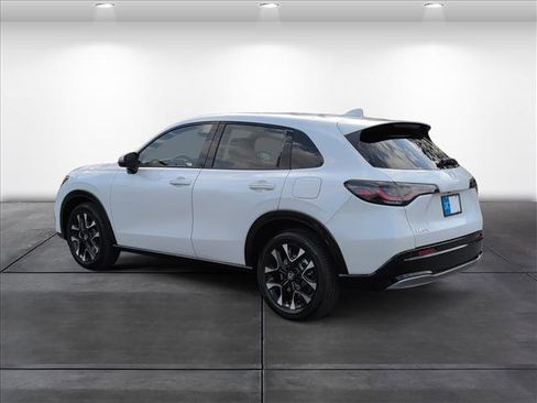 New 2026 Honda HR-V EX-L image 3