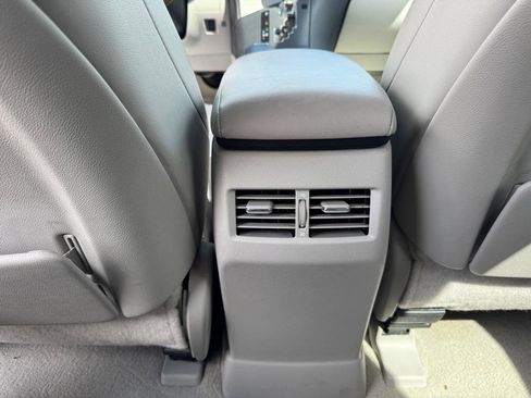 Used 2011 Lexus RX 350 AWD w/ Premium Pkg image 31