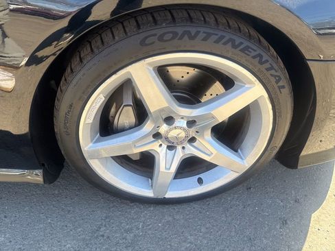Used 2014 Mercedes-Benz SL 550 image 24