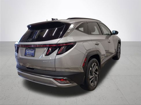 New 2026 Hyundai Tucson Limited image 8