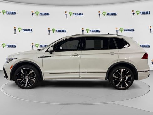 Used 2022 Volkswagen Tiguan SEL R-Line AWD/4WD image 2