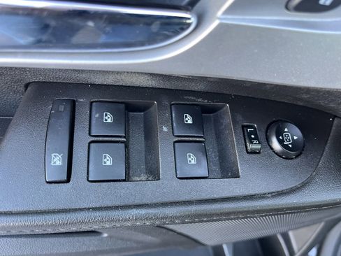 Used 2015 Chevrolet Equinox LS image 18