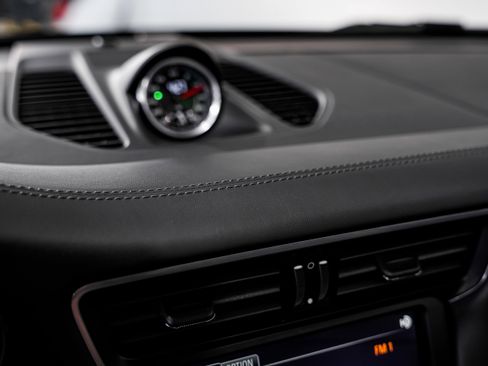 Used 2014 Porsche 911 Targa 4S image 13