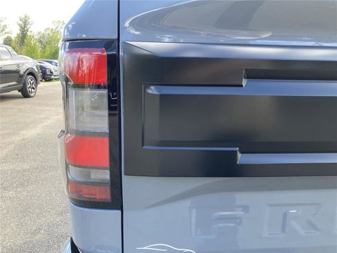 New 2026 Nissan Frontier Pro-X w/ Pro-X Convenience Package image 11