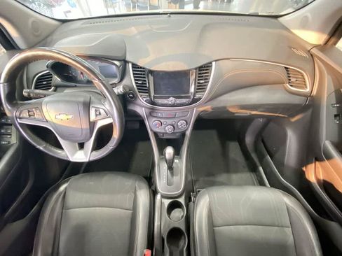Used 2022 Chevrolet Trax LT w/ Driver Confidence Package AWD/4WD image 22