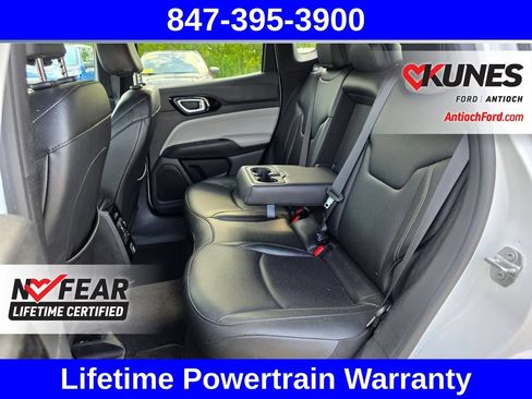 Used 2025 Jeep Compass Limited AWD/4WD image 19