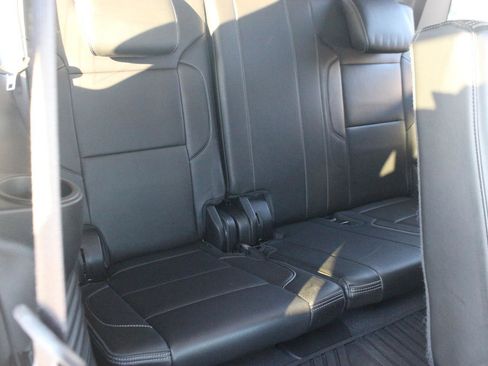 Used 2020 GMC Yukon Denali w/ Open Road Package image 48