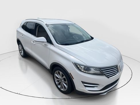 Used 2017 Lincoln MKC Select w/ Select Plus Package image 1