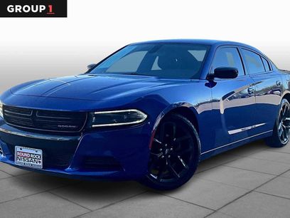 Used 2022 Dodge Charger SXT w/ Blacktop Package