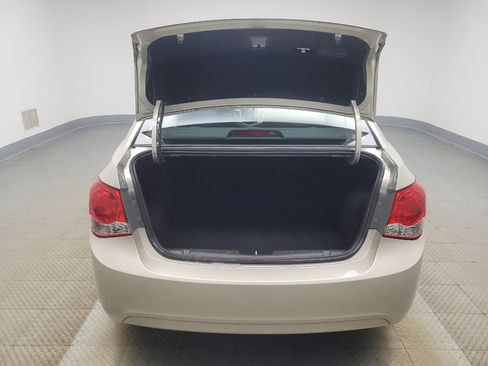 Used 2016 Chevrolet Cruze LT image 29