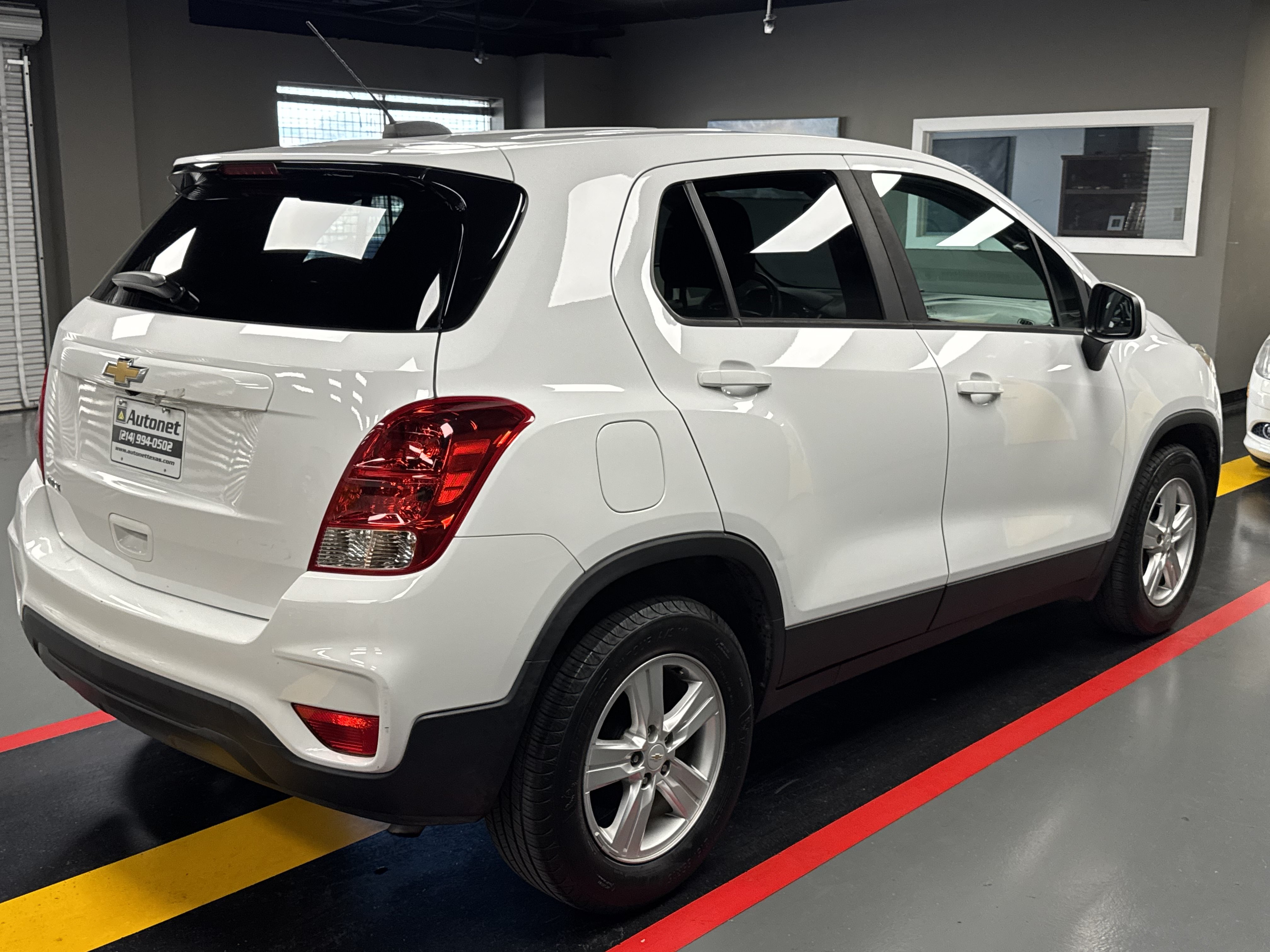 Used 2020 Chevrolet Trax LS w/ Tint and Cruise Package FWD image 6