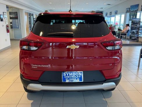 New 2026 Chevrolet TrailBlazer LT w/ Driver Confidence Package image 3