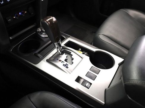 Used 2022 Toyota 4Runner Limited image 21