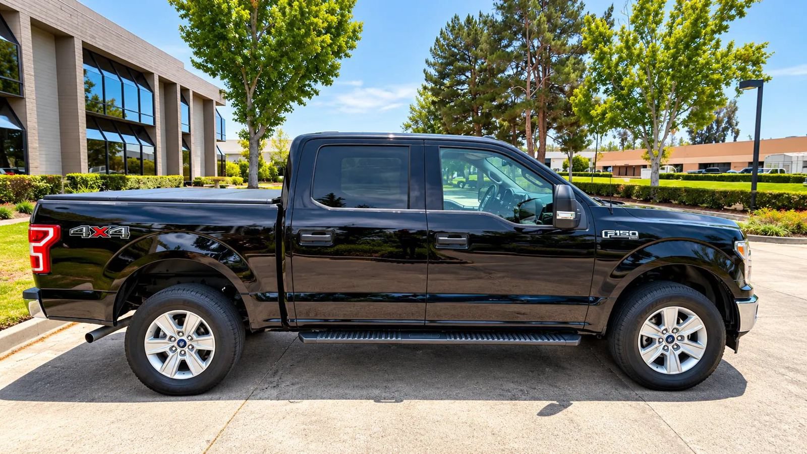 Used 2020 Ford F150 XLT w/ Max Trailer Tow Package AWD/4WD image 6