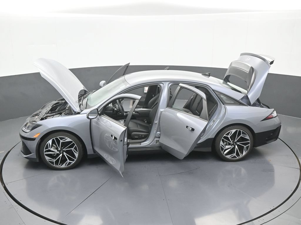 Used 2025 Hyundai Ioniq 6 SEL RWD image 63